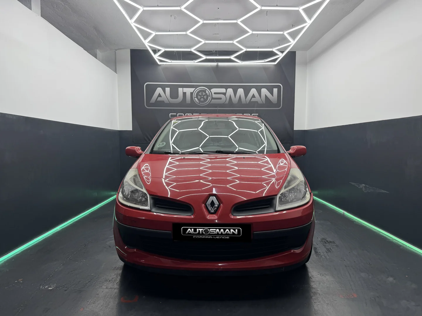 RENAULT Clio Emotion 1.5DCI85 eco2 2008 Diésel Rojo - Interior